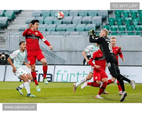 德甲主力阵容调整后球队表现稳健